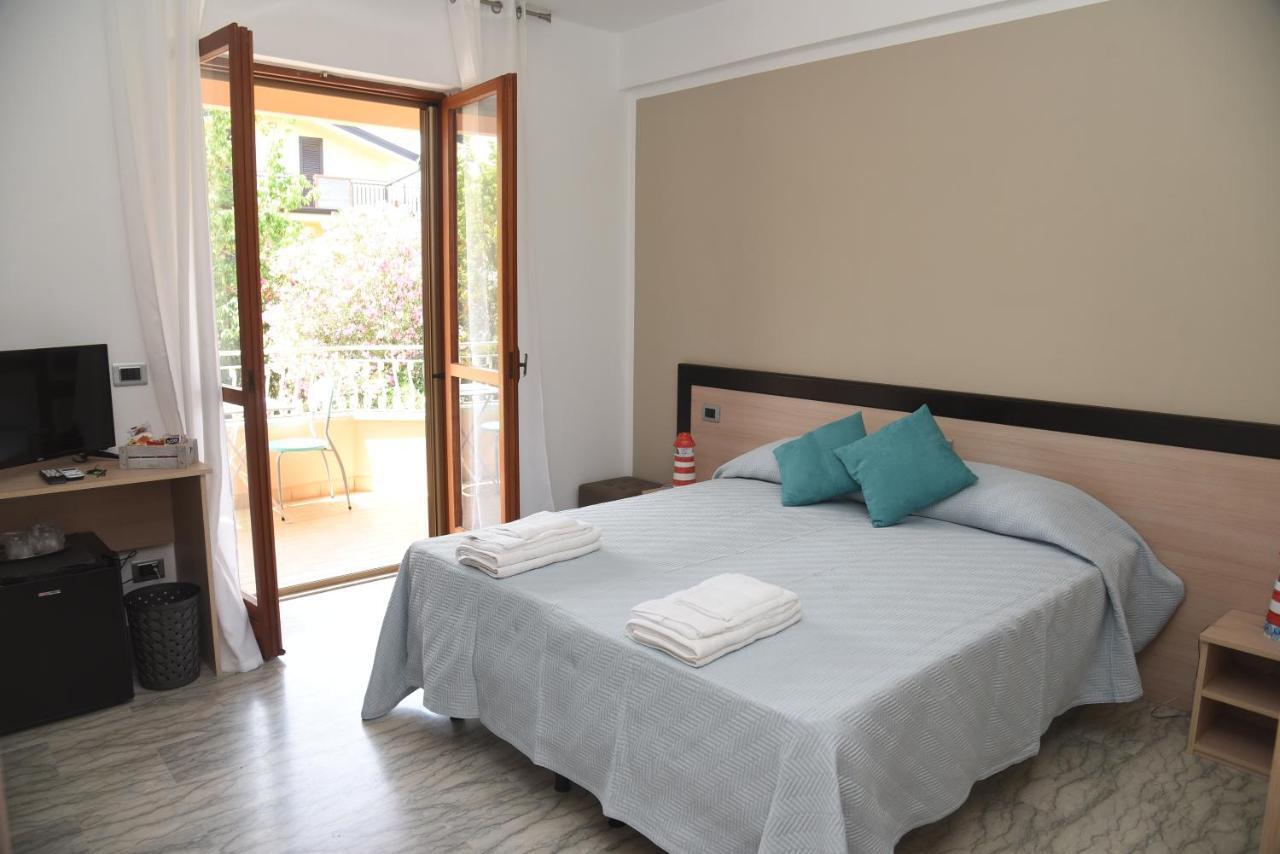 Bed and Breakfast La Porta Del Mare Villapiana Exterior foto